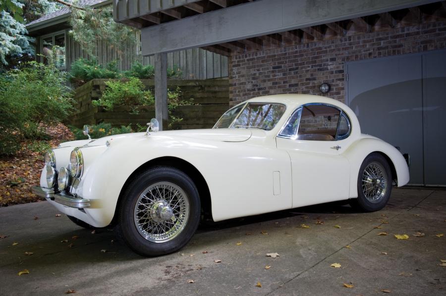  Jaguar XK120 Coupe 1953 года  (фото 5 из 5)
